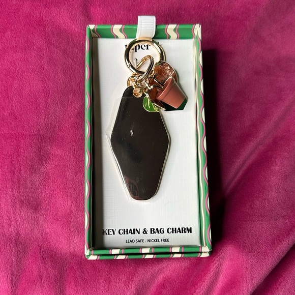 Piper K Plant Key Chain and Bag Charm - Picture 4 of 5